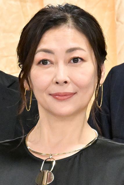 中山美穂さん、54歳で死去 20時間前にインスタ投稿「2、3日心。